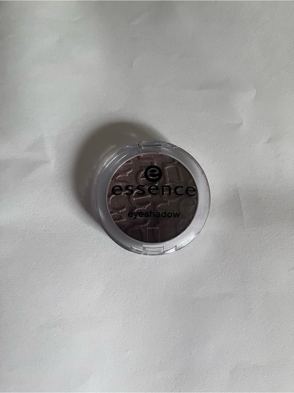 Essence Dress to Impress Eyeshadow